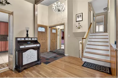 43 Highwood Road, East Norwich, NY 11732 - Photo 3