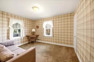 136 Roundhill Dr, Yonkers, NY 10710 - Photo 19