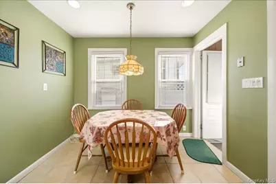 136 Roundhill Drive, Yonkers, NY 10710 - Photo 11