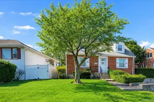 136 Roundhill Dr, Yonkers, NY 10710 - Photo 3