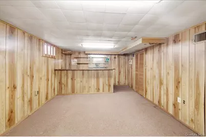 136 Roundhill Drive, Yonkers, NY 10710 - Photo 33