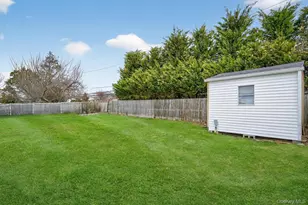 21 Jonquill Ln, Kings Park, NY 11754 - Photo 27