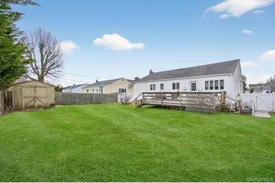 21 Jonquill Lane, Kings Park, NY 11754 - Photo 25