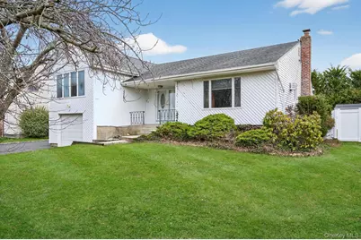 21 Jonquill Lane, Kings Park, NY 11754 - Photo 1