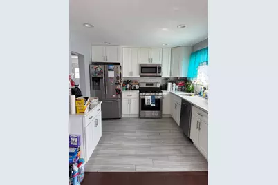 8 Frazier Street, Hempstead, NY 11550 - Photo 3