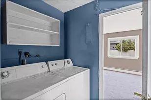 35 Timber Trail Ln, Medford, NY 11763 - Photo 17