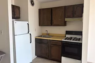 152-18 Union Tpke, Flushing, NY 11367 - Photo 5