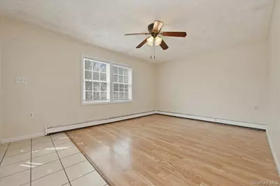 113 Hickory Lane, Levittown, NY 11756 - Photo 3