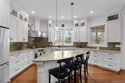 360 Masters Road, Laurel, NY 11948 - Photo 15