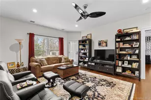 360 Masters Rd, Laurel, NY 11948 - Photo 33