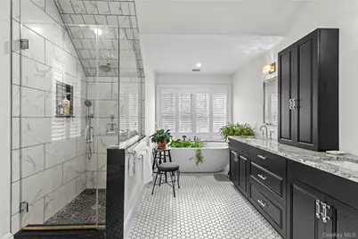 360 Masters Road, Laurel, NY 11948 - Photo 37