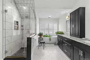 360 Masters Rd, Laurel, NY 11948 - Photo 37