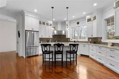 360 Masters Road, Laurel, NY 11948 - Photo 17