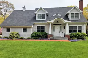 360 Masters Rd, Laurel, NY 11948 - Photo 3