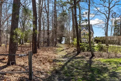 360 Masters Road, Laurel, NY 11948 - Photo 9