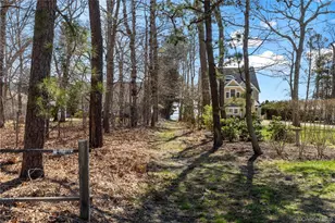 360 Masters Rd, Laurel, NY 11948 - Photo 9