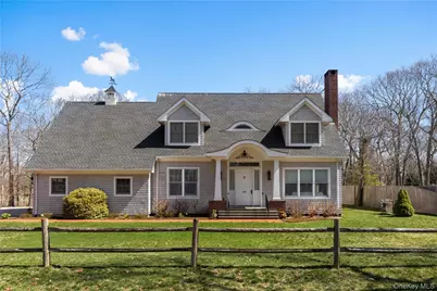 360 Masters Road, Laurel, NY 11948 - Photo 3