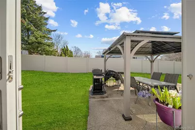 50 Penn Street, Port Jefferson Station, NY 11776 - Photo 23