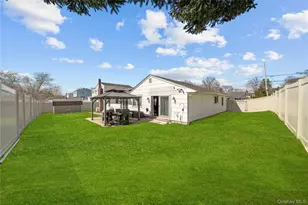 50 Penn St, Port Jefferson Station, NY 11776 - Photo 25