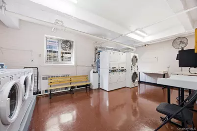 88-12 151 Avenue #1G, Howard Beach, NY 11414 - Photo 11