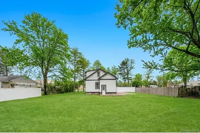 3 Adams Road, Central Islip, NY 11722 - Photo 21