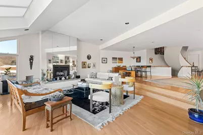 6 Lady Janes Way, Northport, NY 11768 - Photo 9