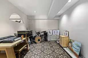 6 Lady Janes Way, Northport, NY 11768 - Photo 35