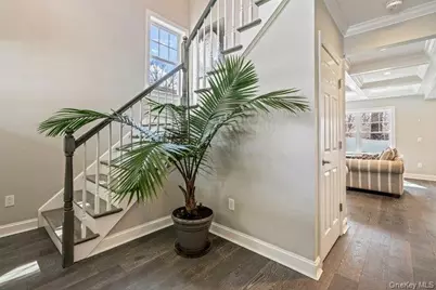 4 Knollwood Avenue, Bayville, NY 11709 - Photo 5