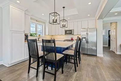 4 Knollwood Avenue, Bayville, NY 11709 - Photo 15