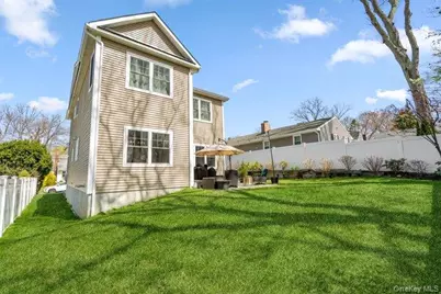 4 Knollwood Avenue, Bayville, NY 11709 - Photo 31