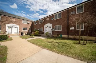 251-67 61st Ave, Little Neck, NY 11362 - Photo 3