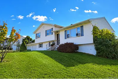 61 Decker Drive, Washingtonville, NY 10992 - Photo 3