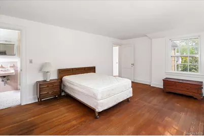 6 Helena Avenue, White Plains, NY 10605 - Photo 19