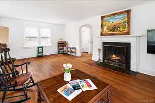 6 Helena Ave, White Plains, NY 10605 - Photo 15