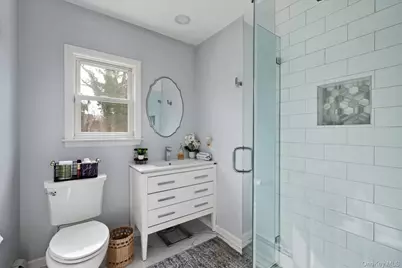 5 Orchard Road S, Patchogue, NY 11772 - Photo 11