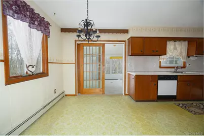 12 Julie Drive, Fishkill, NY 12533 - Photo 7