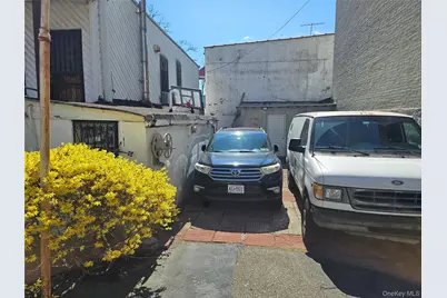 956 Hegeman Avenue, Brooklyn, NY 11208 - Photo 5