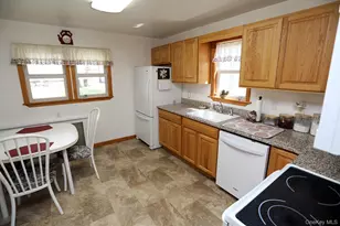 11 Highview Ave, Callicoon, NY 12723 - Photo 13