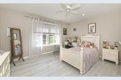 182 Siegel Boulevard, Babylon, NY 11702 - Photo 21