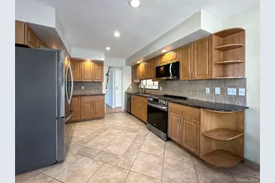 18 Lloyd Lane, Nesconset, NY 11767 - Photo 19