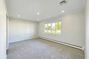 18 Lloyd Ln, Nesconset, NY 11767 - Photo 19