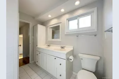 18 Lloyd Lane, Nesconset, NY 11767 - Photo 45