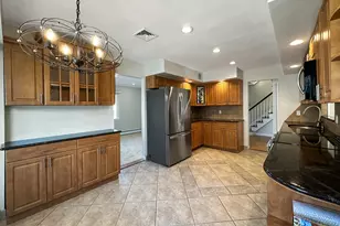 18 Lloyd Ln, Nesconset, NY 11767 - Photo 13