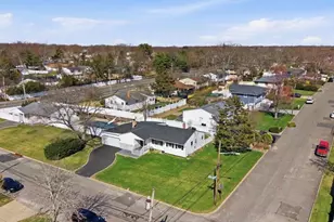 205 Smithtown Polk Blvd, Centereach, NY 11720 - Photo 15