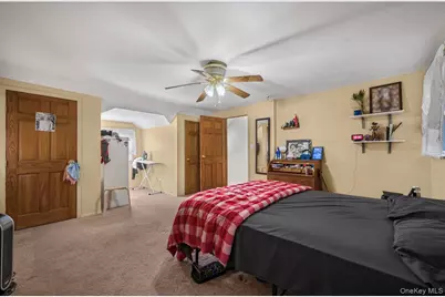 758 Wyngate Drive E, Valley Stream, NY 11580 - Photo 13