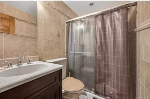 758 Wyngate Dr E, Valley Stream, NY 11580 - Photo 7