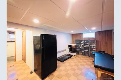 10 Kings Park Road, Commack, NY 11725 - Photo 21