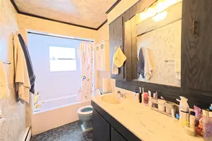 10 Kings Park Rd, Commack, NY 11725 - Photo 15