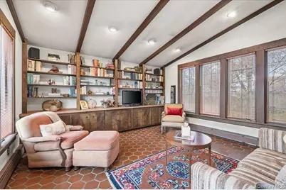 353 Bedford Avenue, Uniondale, NY 11553 - Photo 11