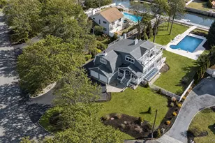 8 Canal Way, Hampton Bays, NY 11946 - Photo 3